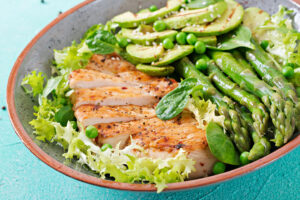 chicken with asparagus, avocado and peas