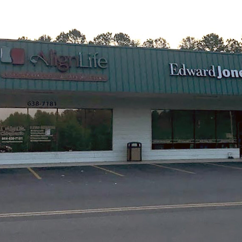 AlignLife West Union Chiropractor & Natural Health Center - Exterior