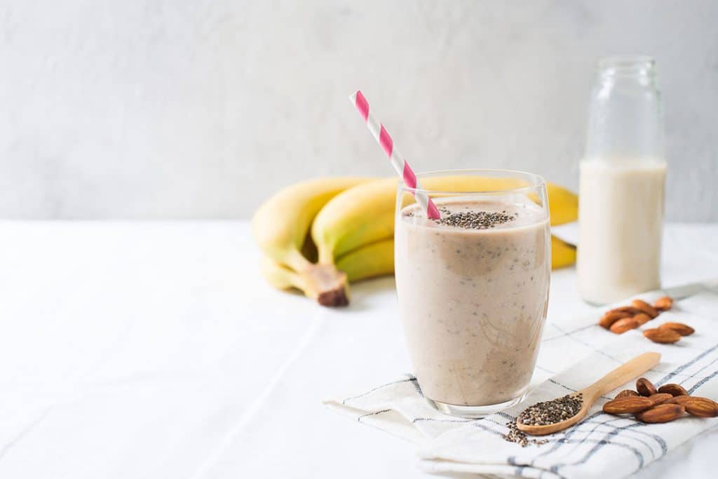 Chocolate Peanut Butter Smoothie with Chia Seeds, Bananas and Cacao